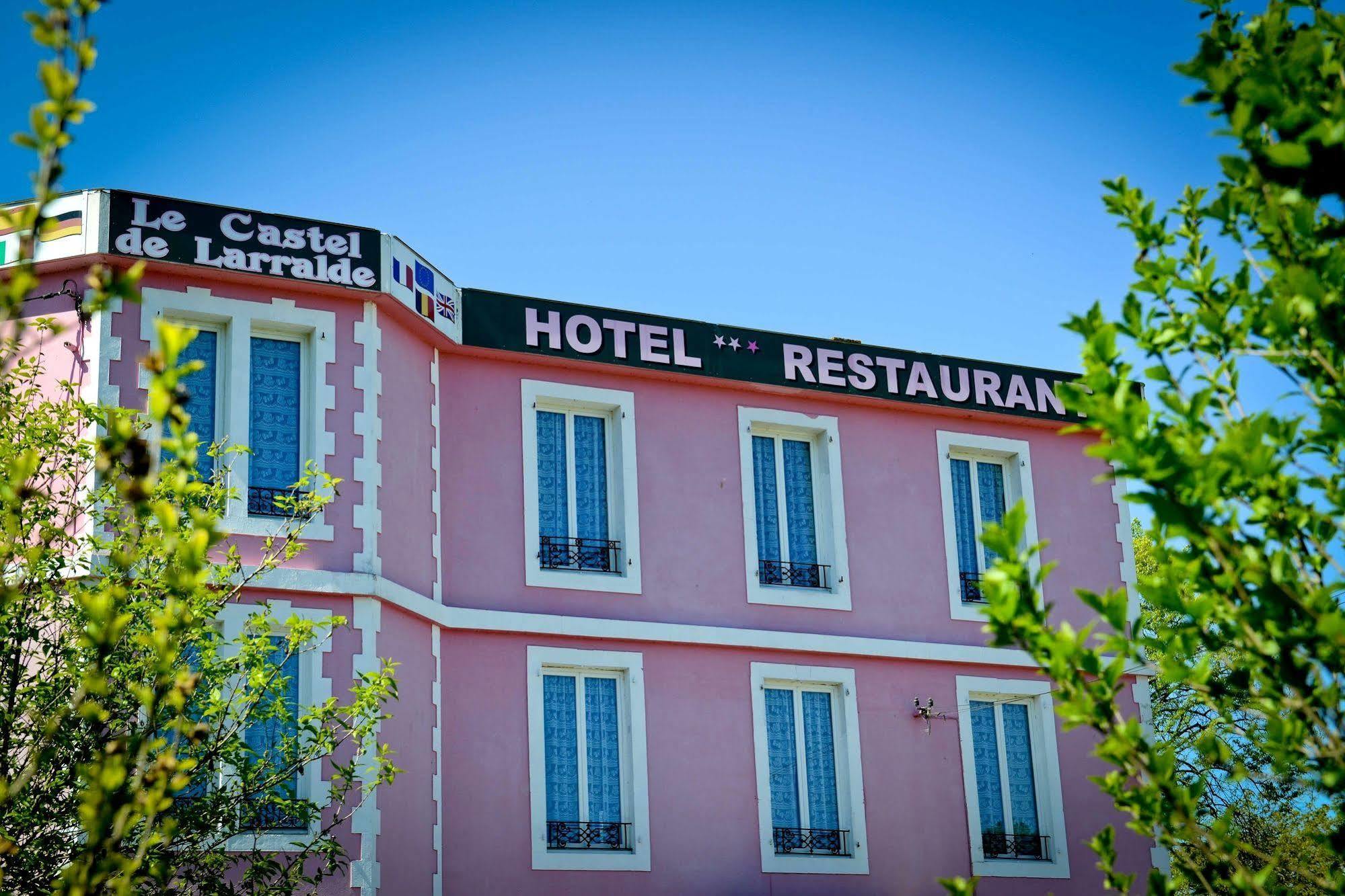 Assat Le Castel De Larralde酒店 外观 照片